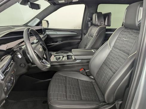 Used 2025 Cadillac Escalade V w/ LPO, Floor Liner Package image 10