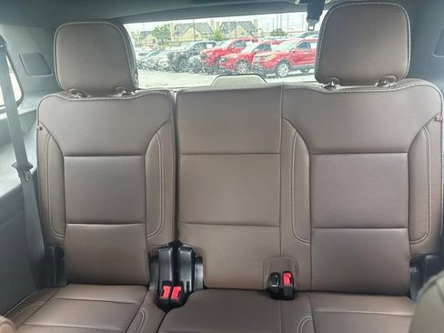 Used 2022 Chevrolet Tahoe High Country AWD/4WD image 15