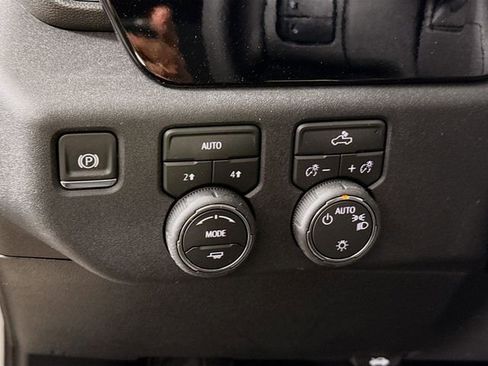New 2026 Chevrolet Silverado 1500 LT AWD/4WD image 12