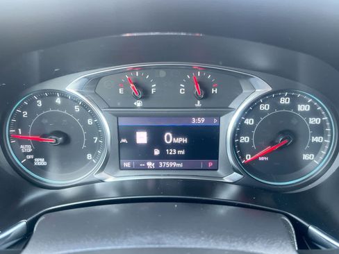 Used 2022 Chevrolet Equinox LT FWD image 32