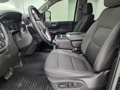 Used 2023 GMC Sierra 2500 SLE w/ SLE Convenience Package image 8