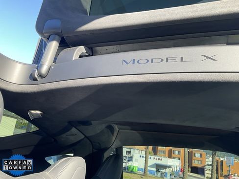 Used 2023 Tesla Model X image 59