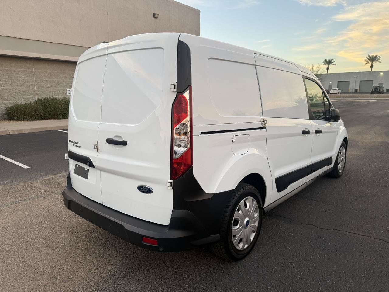 Used 2021 Ford Transit Connect XL FWD image 3