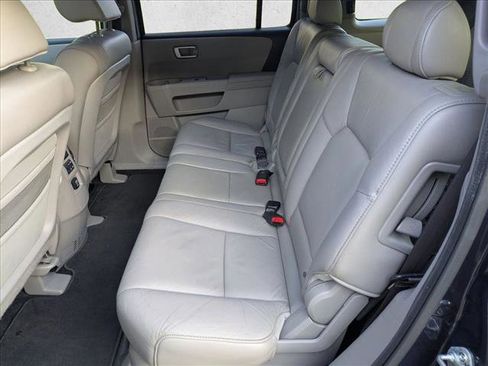 Used 2011 Honda Pilot EX-L image 19