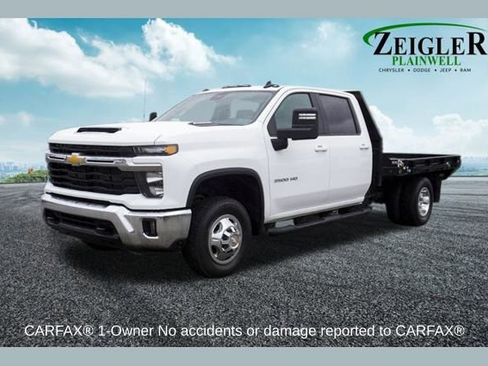 Used 2024 Chevrolet Silverado 3500 LT w/ Convenience Package image 1