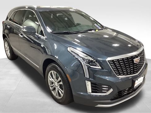 Used 2021 Cadillac XT5 Premium Luxury image 1