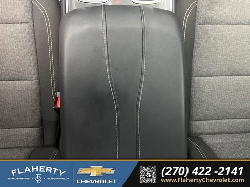 Used 2025 GMC Acadia Elevation AWD/4WD image 32