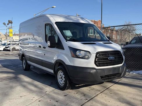 Used 2019 Ford Transit 150 148 Medium Roof image 3