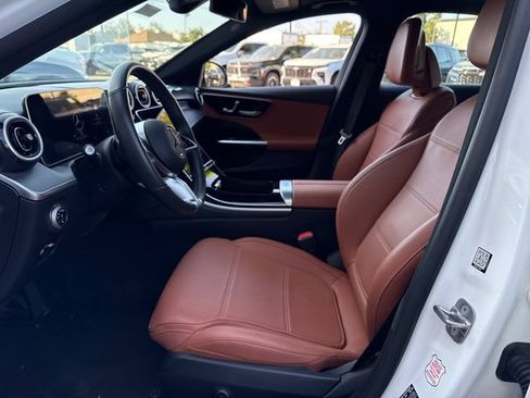 Used 2025 Mercedes-Benz C 300 4MATIC Sedan image 9