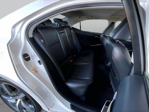 Used 2017 Lexus IS 200t w/ Premium Package RWD image 20