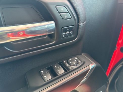 Used 2023 GMC Sierra 2500 SLT w/ SLT Premium Package image 11