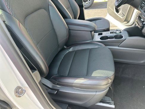 New 2025 Ford Escape ST-Line w/ Tech Pack #1 image 42