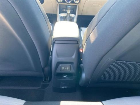 New 2026 Hyundai Venue SEL image 34