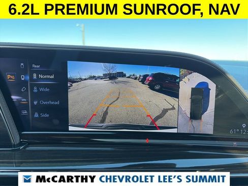 Used 2022 Cadillac Escalade ESV Premium Luxury image 13