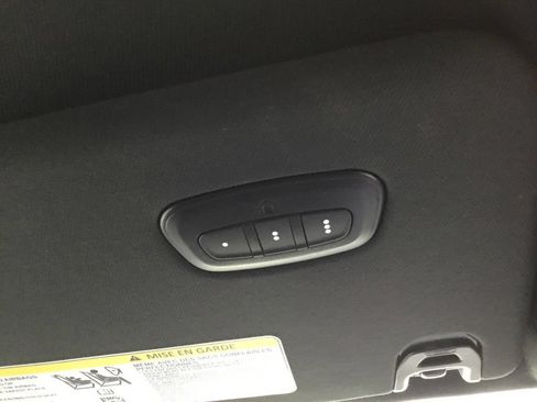 Used 2023 RAM 1500 Laramie AWD/4WD image 38