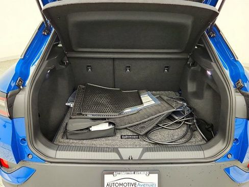 Used 2025 Volkswagen ID.4 Pro RWD image 22