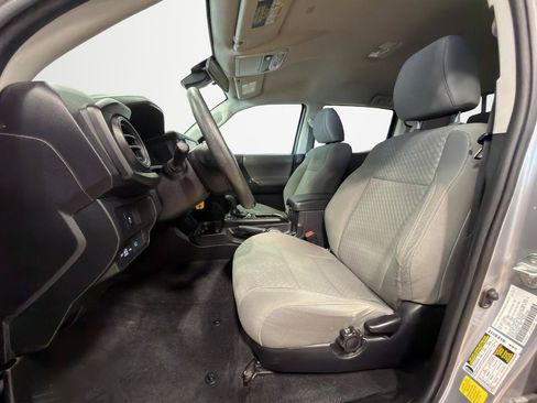 Used 2021 Toyota Tacoma SR w/ SR Convenience Package RWD image 11