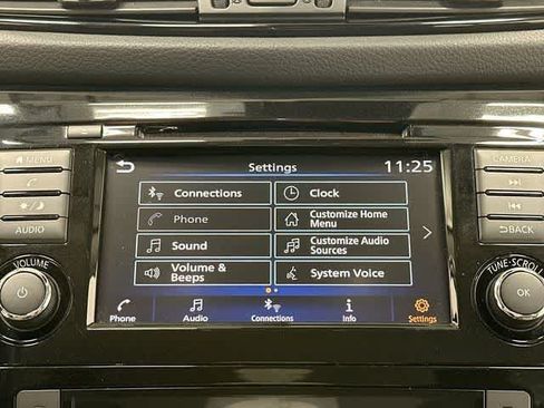 Used 2020 Nissan Rogue Sport SV w/ All-Weather Package AWD/4WD image 12