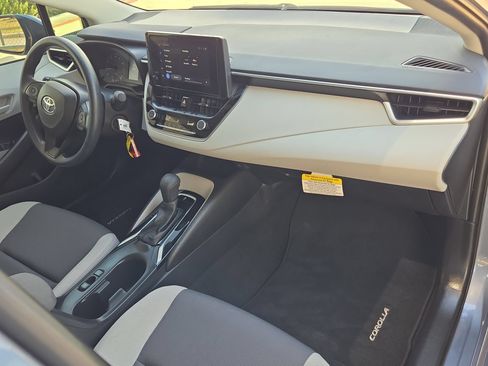 Used 2024 Toyota Corolla LE FWD image 26