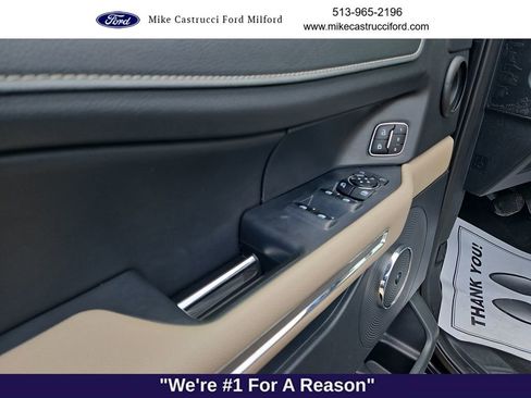 Used 2024 Ford Expedition Limited AWD/4WD image 25
