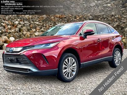 Used 2021 Toyota Venza XLE w/ Carpet Mat Package (TMS)