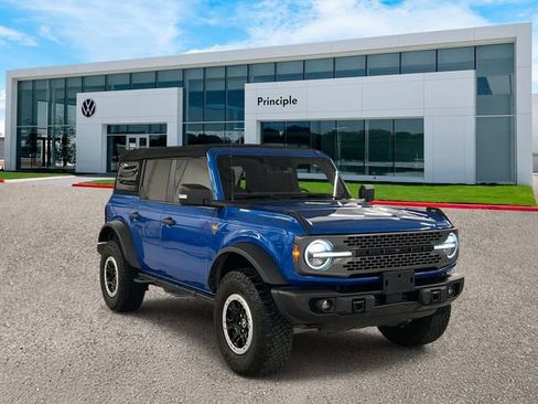 Used 2022 Ford Bronco Badlands w/ Sasquatch Package image 2