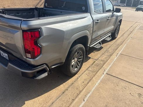 Used 2023 Chevrolet Colorado LT w/ LT Convenience Package RWD image 4