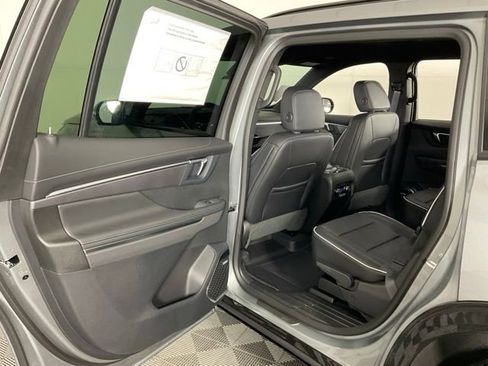 New 2026 Buick Enclave Sport Touring w/ LPO, Floor Liner Package AWD/4WD image 34