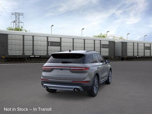 New 2026 Lincoln Corsair Premiere image 8