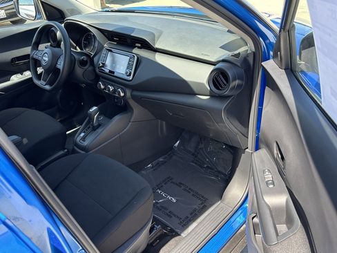 New 2025 Nissan Kicks S image 23