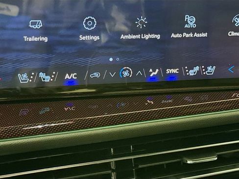 New 2026 Chevrolet Traverse RS AWD/4WD image 22