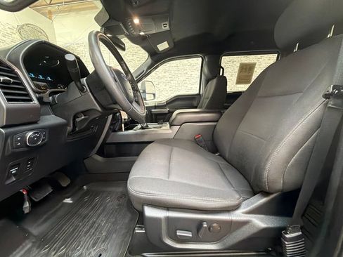 Used 2019 Ford F150 XLT w/ Equipment Group 302A Luxury AWD/4WD image 23