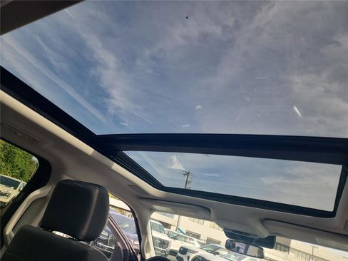 New 2025 Ford Expedition Max Platinum w/ Driver's Package image 27