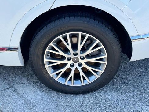 Used 2024 Genesis GV80 2.5T AWD/4WD image 7