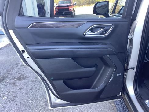 Used 2022 Chevrolet Tahoe Z71 w/ Luxury Package image 30