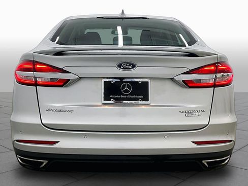 Used 2019 Ford Fusion Titanium FWD image 5