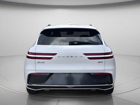 Used 2026 Genesis GV70 2.5T AWD/4WD image 6