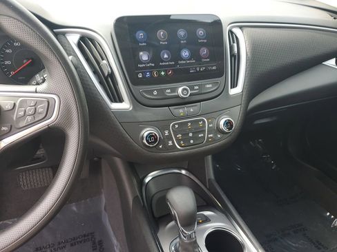 Used 2024 Chevrolet Malibu LT image 24