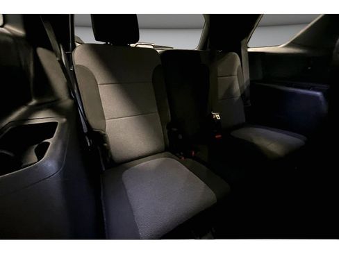 Used 2023 Chevrolet Traverse LT AWD/4WD image 28
