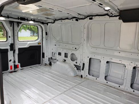 Used 2018 Ford Transit 150 130 Low Roof RWD image 13