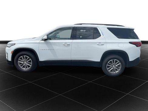 Used 2022 Chevrolet Traverse LT w/ LPO, Floor Liner Package AWD/4WD image 2