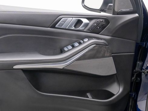 New 2026 BMW X7 xDrive40i w/ Premium Package image 13