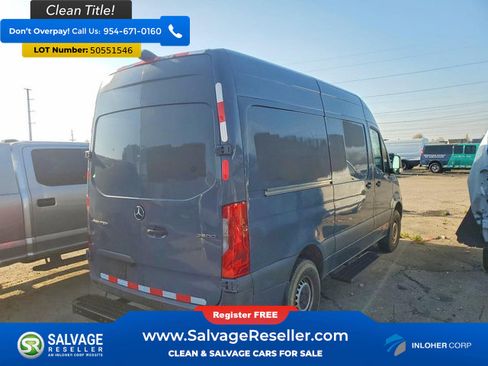Used 2019 Mercedes-Benz Sprinter 144 image 4