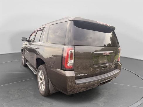 Used 2019 GMC Yukon SLT w/ Open Road Package AWD/4WD image 3