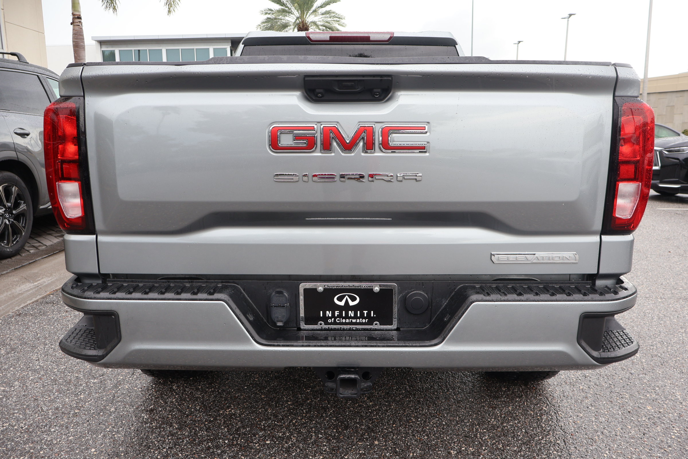Used 2023 GMC Sierra 1500 Elevation AWD/4WD image 7