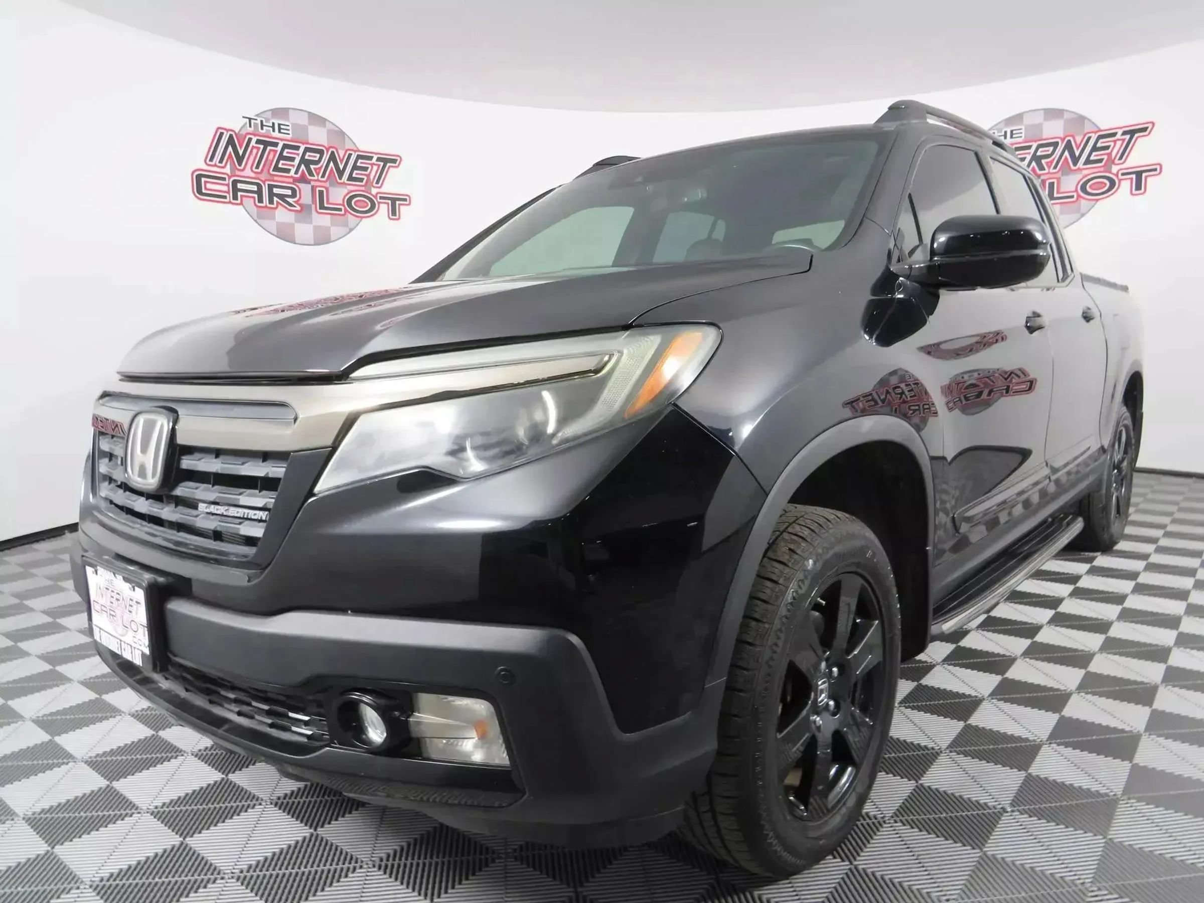 Used 2017 Honda Ridgeline Black Edition image 3