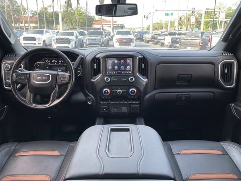 Used 2022 GMC Sierra 2500 AT4 image 5