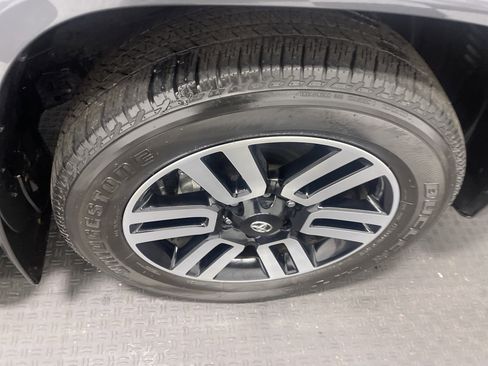 Used 2022 Toyota 4Runner Limited image 28
