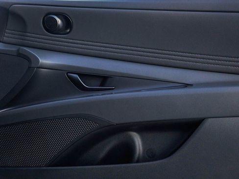 New 2026 Hyundai Elantra Sport FWD image 8