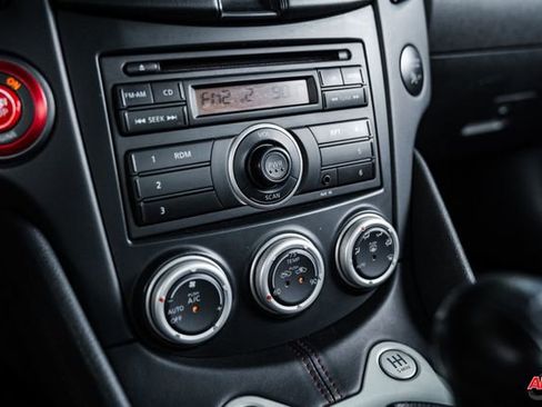 Used 2013 Nissan 370Z NISMO image 14